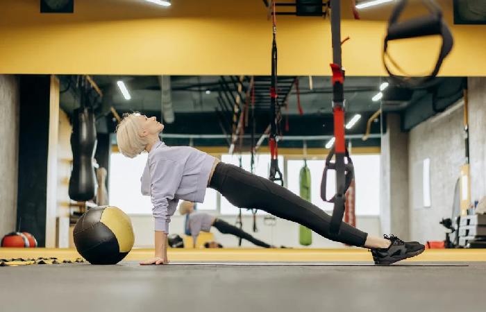 What are the main benefits to practicing Pilates_